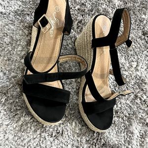 Black heel wedges